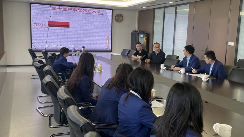 以下是一些广州地区知名的电工培训学校，供大家参考：