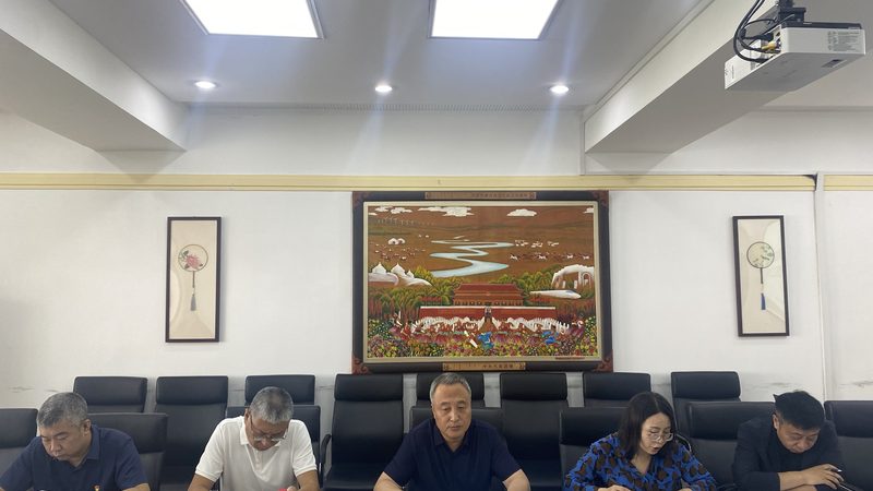 根据相关政策，考生在异地报考时，需满足以下条件：